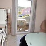 Apartman In Mit Barbecue By Interhome Vinisce