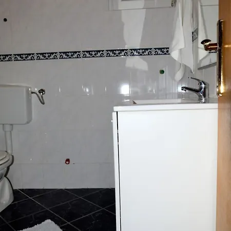In Mit Barbecue By Interhome Apartman