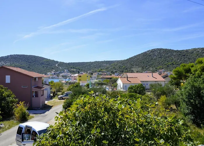 In Mit Barbecue By Interhome